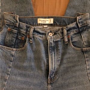Abercrombie 90s straight high rise jeans size 27 4S